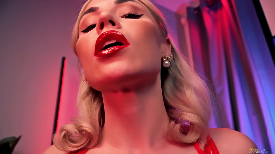 Goddess Blonde Kitty – Mindbroken by Lipgloss